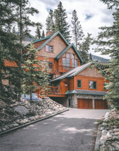 Forest Lodge